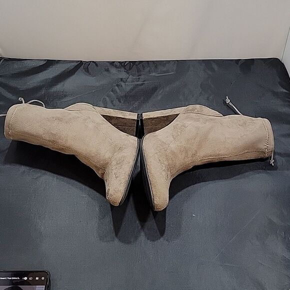 BAMBOO CHUNKY HEEL POINTED TOE WOMEN"S BOOTIE - Picture 14 of 15